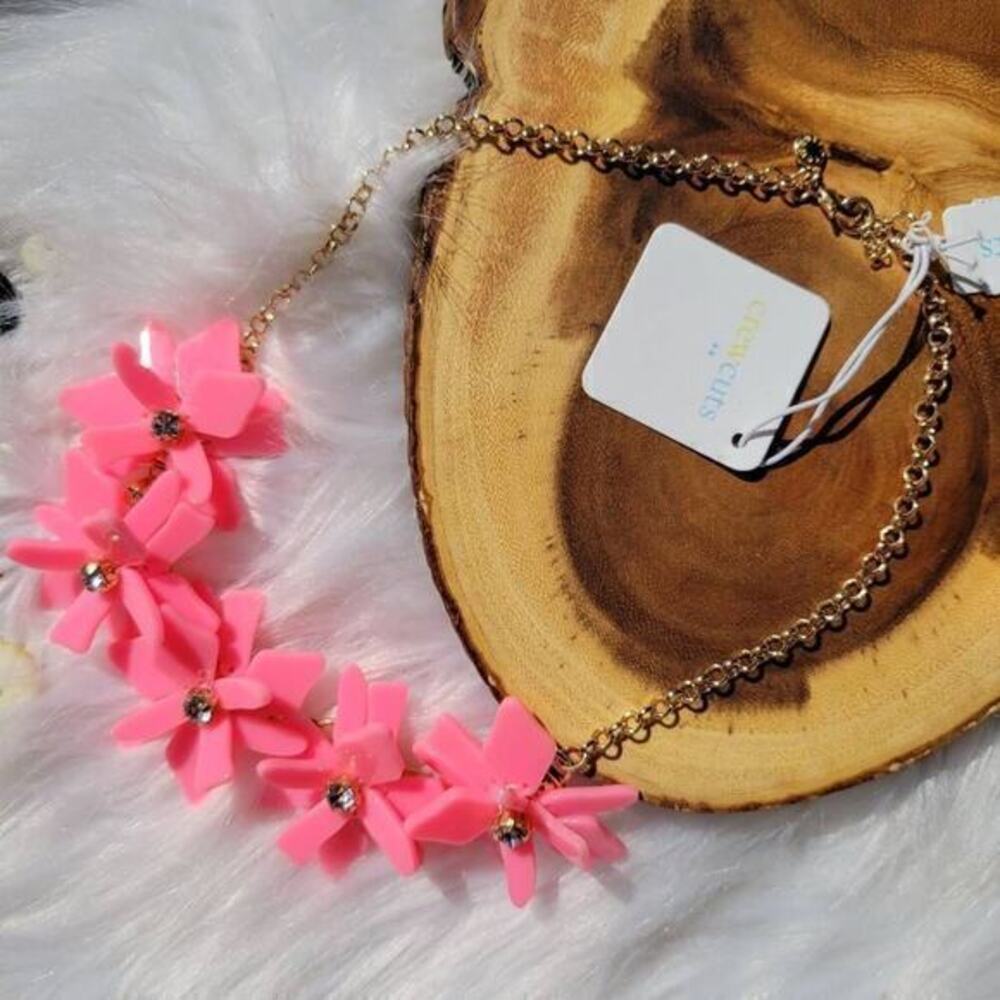 Crewcuts Women's Pink Flower Necklace Gold Tone Chain Statement Floral‎ Jewelry